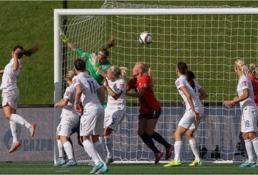 Video bàn thắng: Anh 2-1 Nauy (Vòng 1/8 World Cup nữ 2015)